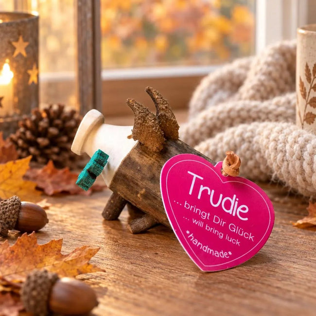 Glücksschwein Trudie mit Kleeblatt