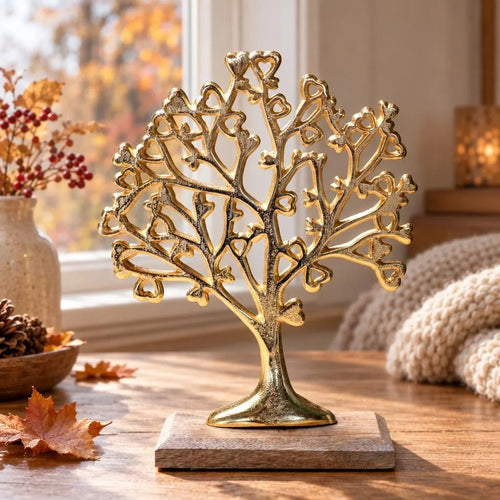 Goldener Lebensbaum mit Herzen