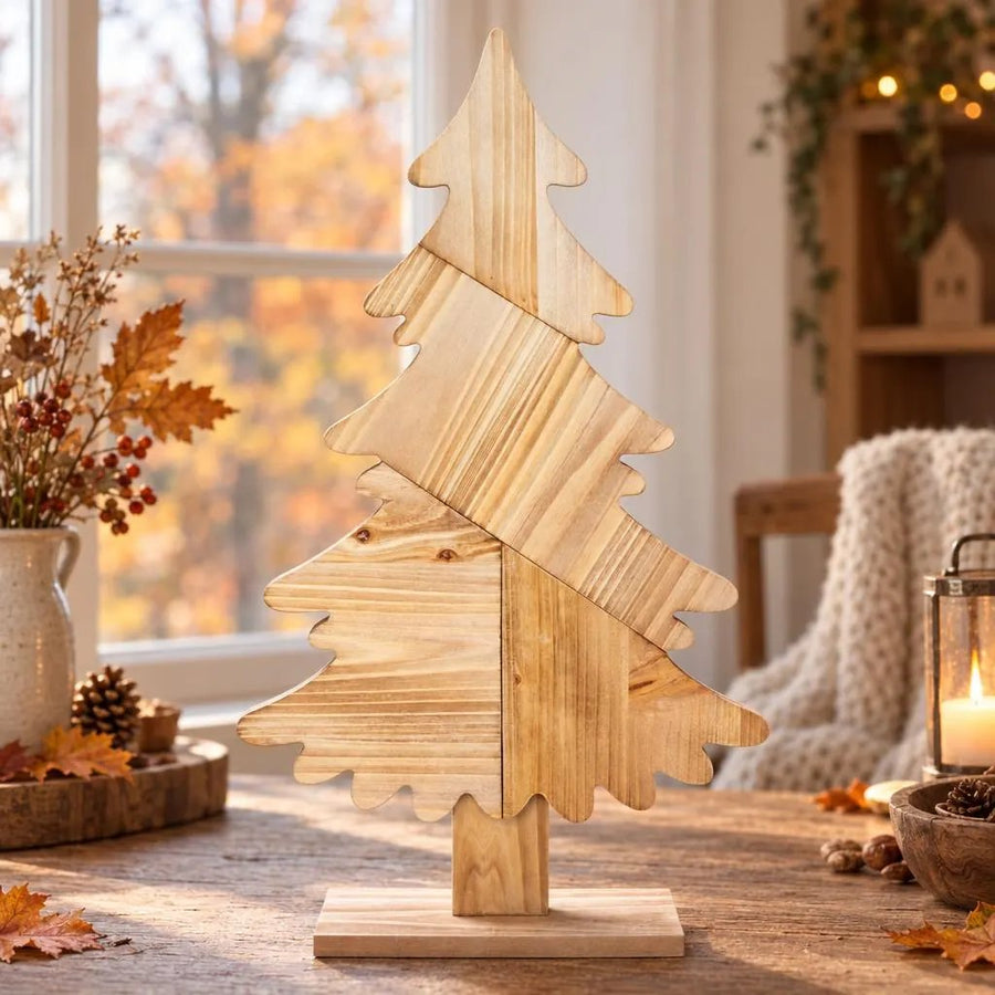 Dekorativer Tannenbaum aus Stückholz
