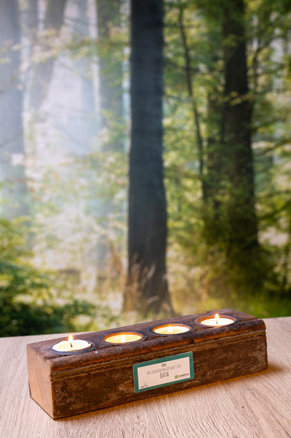 Vintage Teelichthalter aus altem Holzbalken mit 4 Teelichten