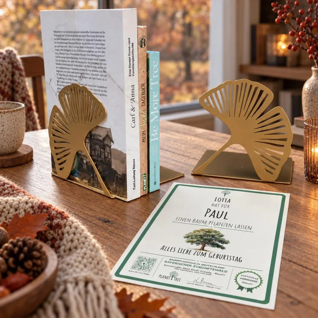 Buchstütze 2er Set Ginkgo – Geschenkansicht mit aktuellem Baumzertifikat; Beispielgestaltung