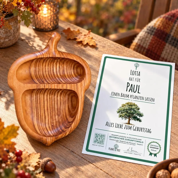 Handgefertigte Holzschale aus Esche – Geschenkansicht mit aktuellem Baumzertifikat; Beispielgestaltung